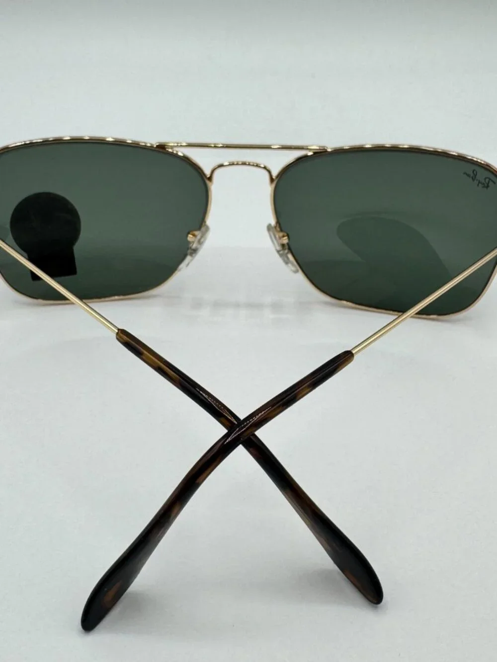 Ray-Ban RB3136 181 Caravan Sunglasses Gold Frame with Green G-15 Lens